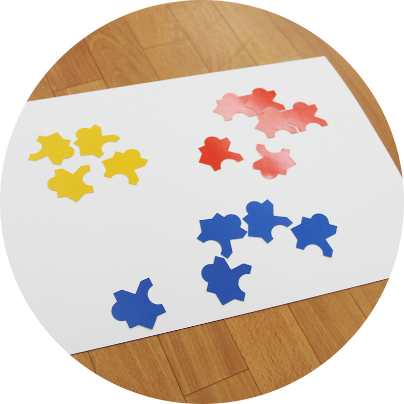 図形を組み合わせたパズルKパッチ 